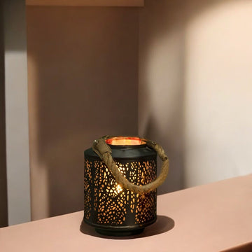 Enchanted Forest Black : Nature-Inspired Candle Holder